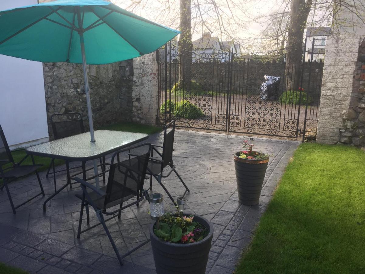 The Mews - Less Than 1Km To City Centre - Stadium - Castle - 10 Min Walk Cardiff Bagian luar foto