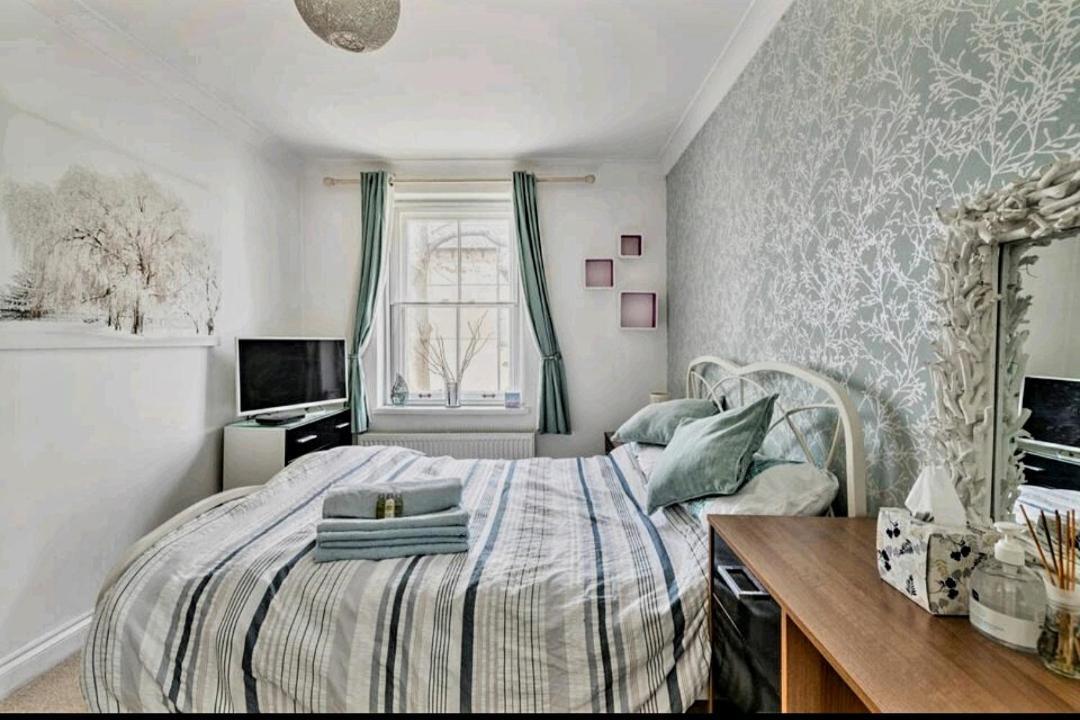 The Mews - Less Than 1Km To City Centre - Stadium - Castle - 10 Min Walk Cardiff Bagian luar foto