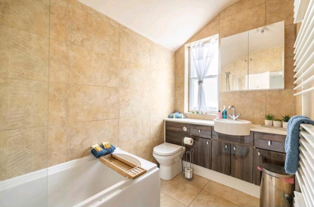 The Mews - Less Than 1Km To City Centre - Stadium - Castle - 10 Min Walk Cardiff Bagian luar foto